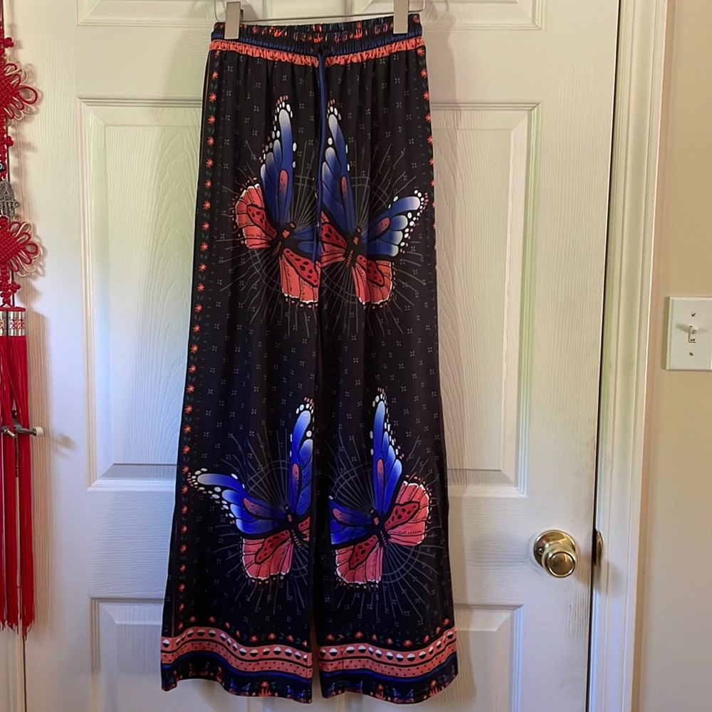 Butterfly Pants w Top